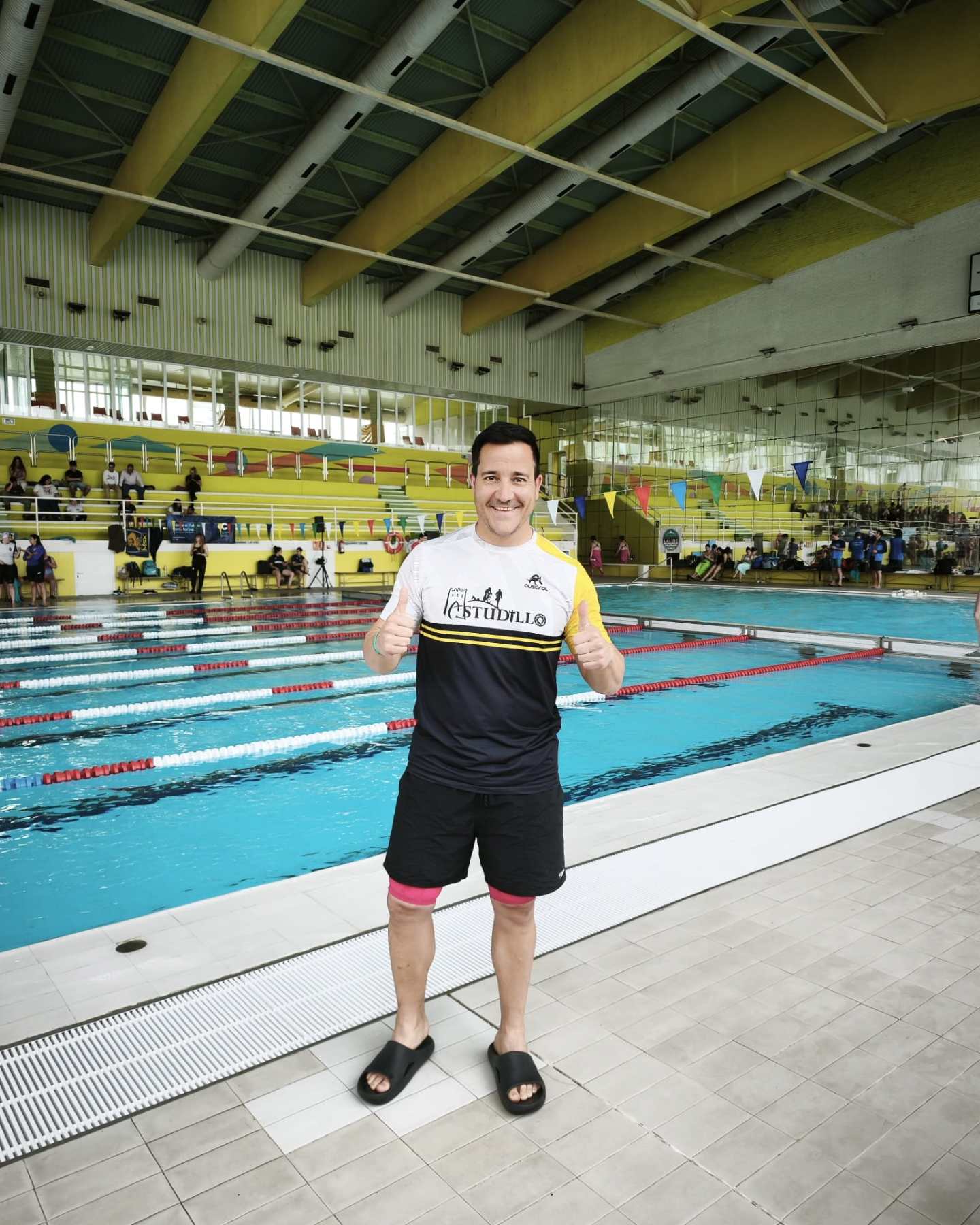 XI TROFEO TIZONA BURGOS

El pasado fin de semana participé en el Trofeo Tizona de Natación Máster, una cita que reunió a cerca de 100 nadadores en un excelente ambiente de competición y compañerismo.Competí en los 200 metros mariposa y los 200 metros estilos, dos pruebas especialmente exigentes que pusieron a prueba la resistencia y la técnica de los participantes. Como detalle original de la organización, todos los nadadores que afrontamos los 200 mariposa recibimos una morcilla de Burgos como obsequio, en reconocimiento al esfuerzo que supone completar esta dura prueba....

https://triatlonastudillo.es/2026/05/xi-trofeo-tizona-burgos.html