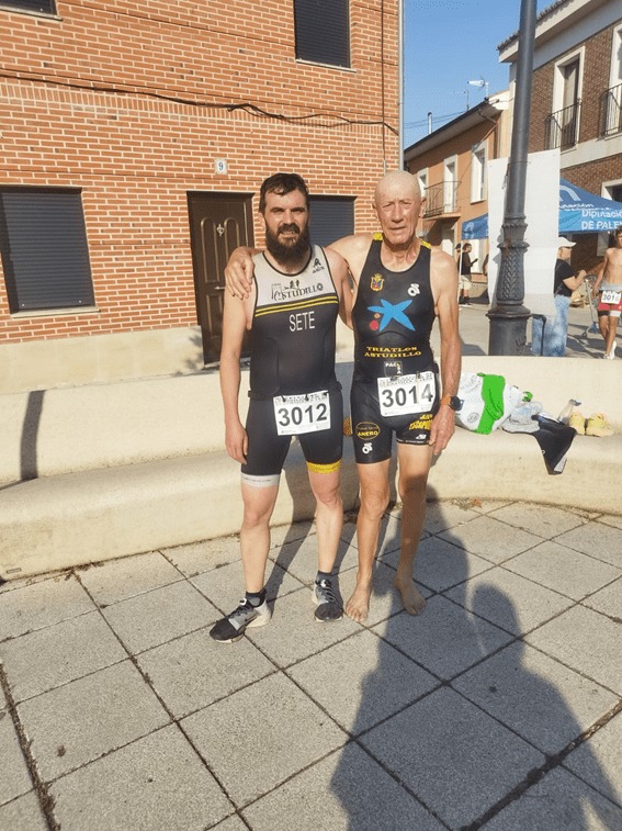 El pasado sábado, día 23 de agosto nos desplazamos a Lantadilla Sete y un servidor para participar en la prueba Open del triatlón de la localidad. La prueba transcurrió sin novedad alguna, teniendo una temperatura y viento aceptables para el normal desarrollo de la prueba. Eso sí, volvimos a constatar que la temperatura del agua del río Pisuerga es realmente fría....

https://triatlonastudillo.es/2025/08/triatlon-de-lantadilla-2.html